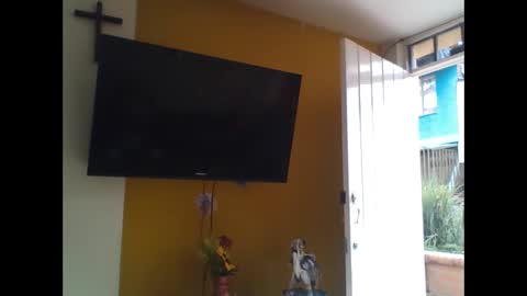 EmmaSplycer online show from May 13, 8:58 pm