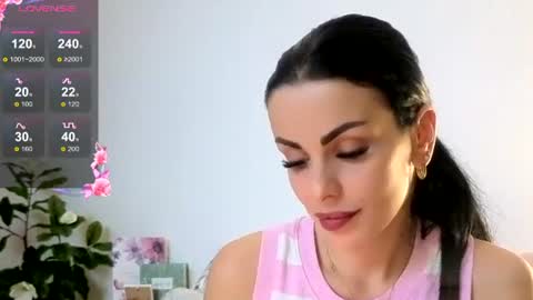 Emma online show from June 10, 7:12 pm