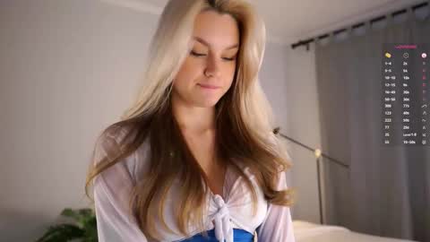 Aurora online show from December 23, 10:30 am