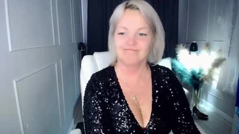 emmmam online show from March 27, 10:16 am