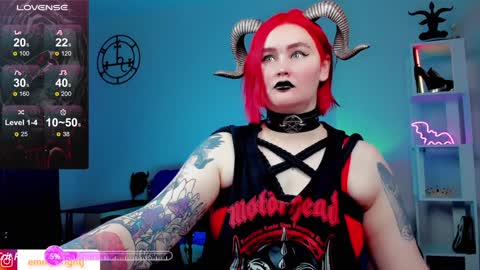 Snapshot of emmybrightj_ chatting on December 13, 12:42 am Emmy Bright 50 online show from December 13, 12:42 am