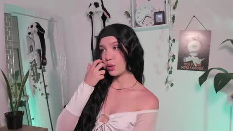 Emperatriz online show from February 4, 8:38 pm