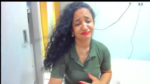 emperatriztapia online show from February 27, 11:26 pm