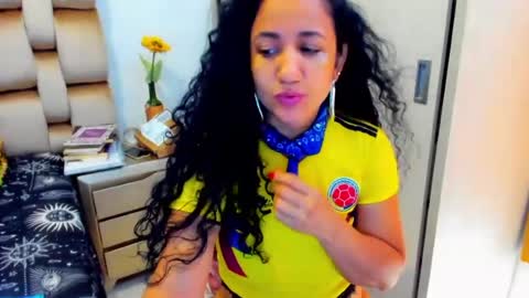 emperatriztapia online show from June 17, 6:09 pm