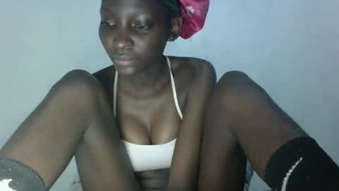 empress_ivy1 online show from July 2, 6:36 pm