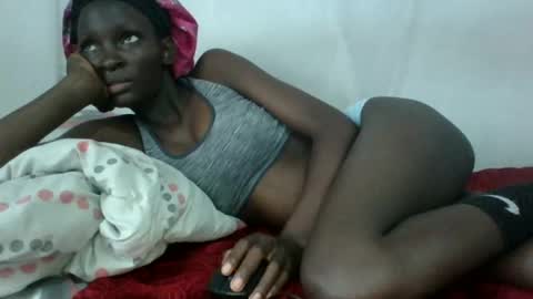 empress_ivy1 online show from August 3, 7:01 am
