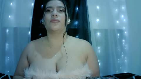 Laura online show from February 23, 12:30 pm