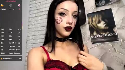 Amelia online show from October 31, 7:40 pm