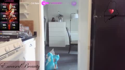 Ela online show from February 5, 7:53 pm