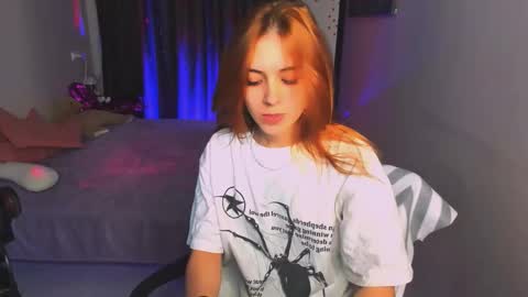 enchanted_bella online show from February 15, 1:54 pm