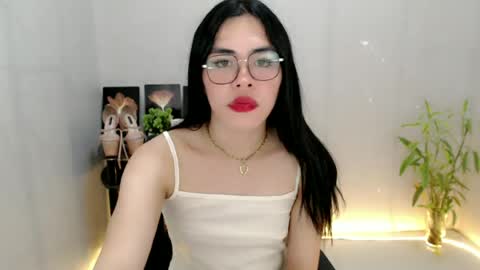 enchantress_mia03 online show from June 27, 12:22 pm