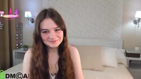 Ella  online show from June 13, 1:25 am