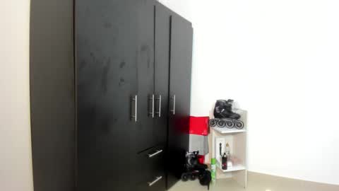 Angela online show from May 18, 2:01 pm