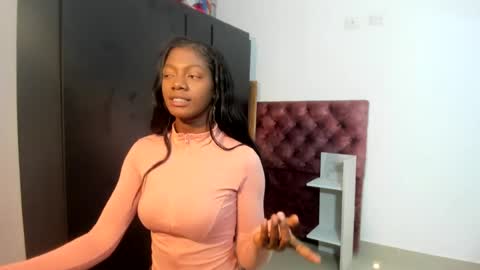 Angela online show from July 6, 11:18 pm
