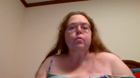 epic_ginger online show from April 3, 8:29 pm