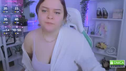 erica_love_ online show from December 18, 7:24 am