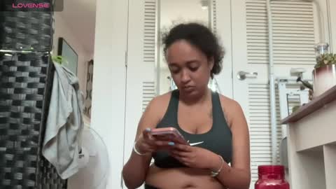 Lea  Erik online show from June 3, 2:33 pm