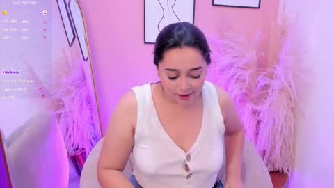 Snapshot of erika_mendez1 chatting on October 1, 7:30 pm Erika Mendez online show from October 1, 7:30 pm