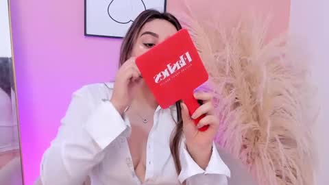 Snapshot of erika_mendez1 chatting on February 25, 7:06 pm Erika Mendez online show from February 25, 7:06 pm