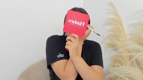 Snapshot of erika_mendez1 chatting on December 6, 8:28 pm Erika Mendez online show from December 6, 8:28 pm