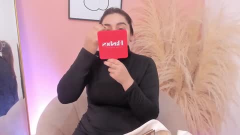 Snapshot of erika_mendez1 chatting on March 11, 7:03 pm Erika Mendez online show from March 11, 7:03 pm