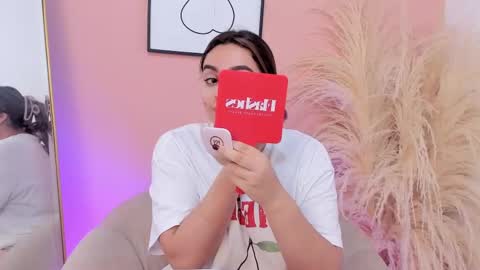 Snapshot of erika_mendez1 chatting on March 1, 7:26 pm Erika Mendez online show from March 1, 7:26 pm