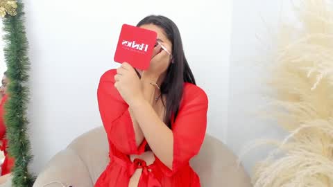 Snapshot of erika_mendez1 chatting on December 14, 8:29 pm Erika Mendez online show from December 14, 8:29 pm