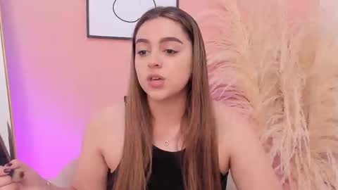 Snapshot of erika_mendez1 chatting on March 4, 7:22 pm Erika Mendez online show from March 4, 7:22 pm