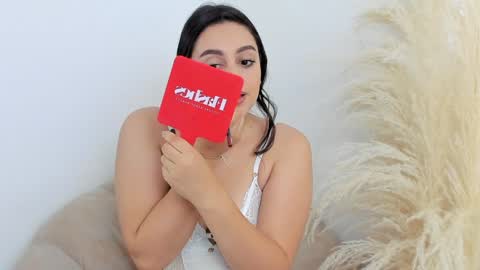 Snapshot of erika_mendez1 chatting on December 7, 7:32 pm Erika Mendez online show from December 7, 7:32 pm