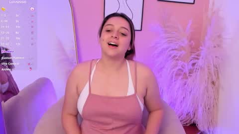 Snapshot of erika_mendez1 chatting on October 4, 8:35 pm Erika Mendez online show from October 4, 8:35 pm