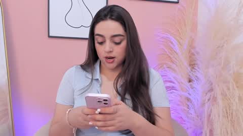 Snapshot of erika_mendez1 chatting on January 29, 8:25 pm Erika Mendez online show from January 29, 8:25 pm