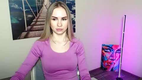 Erika online show from March 26, 1:35 pm