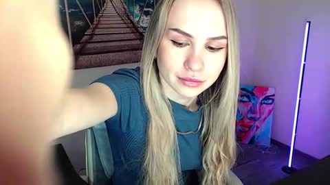 Erika online show from February 3, 12:43 pm