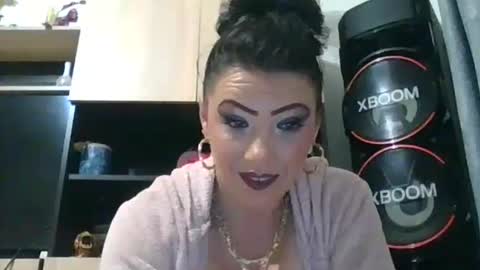 erikaguapa1989 online show from June 3, 2:01 am