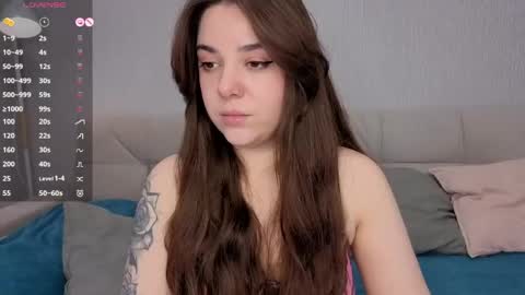 Erin online show from May 26, 6:46 am