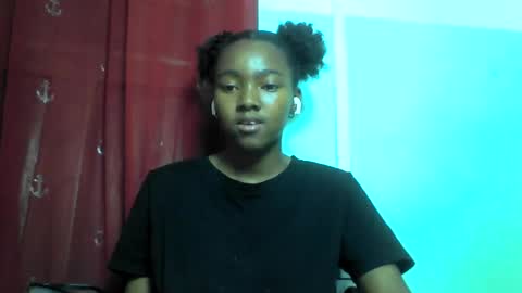 ernestine378626 online show from July 28, 3:21 pm