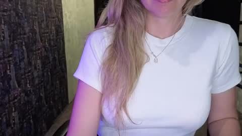 esma347866 online show from July 21, 9:37 pm