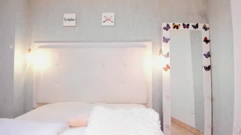 esmeraldanyx online show from November 18, 9:27 pm