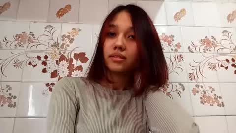 estellekirbo online show from February 6, 11:13 am