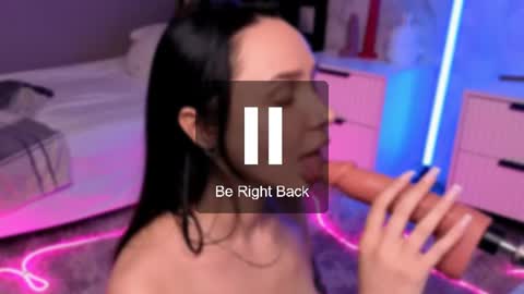 Ester online show from July 28, 7:39 pm