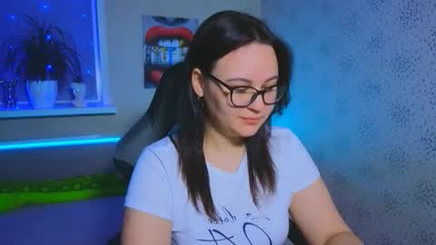 EsterPlayful online show from November 23, 10:06 am