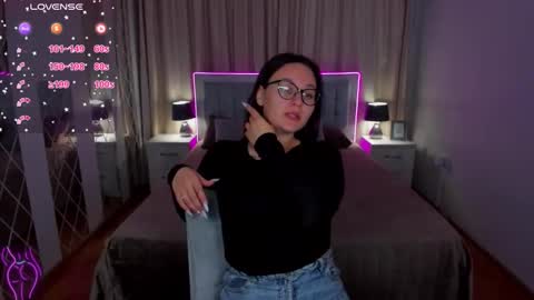 Snapshot of esterplayful chatting on September 26, 10:46 am EsterPlayful online show from September 26, 10:46 am