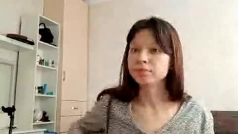 etsukokolakowski online show from November 21, 7:32 am