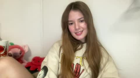 eva8raun online show from June 12, 5:48 am