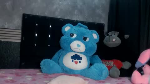 eva_06 online show from April 14, 11:49 pm