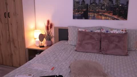 Eva online show from March 29, 8:13 am