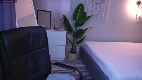 Eva online show from February 7, 1:15 am