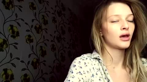 Evvie online show from June 28, 2:01 pm