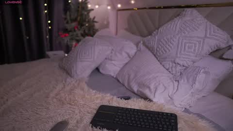 Happy New Year  online show from January 6, 9:22 pm