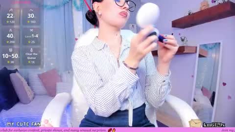 Snapshot of eva_monet chatting on October 9, 4:22 pm eva_monet online show from October 9, 4:22 pm